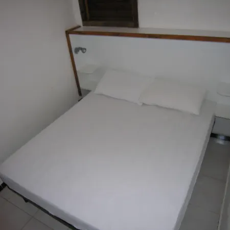 홀리데이파크 Villaggio Marinella Direttamente Sul Mare 3*