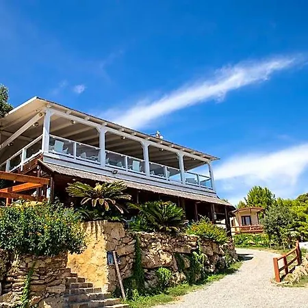 Villaggio Marinella Direttamente Sul Mare 3*