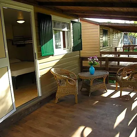 Prázdninový areál Villaggio Marinella Direttamente Sul Mare