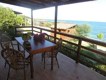 Prázdninový areál Villaggio Marinella Direttamente Sul Mare 3*