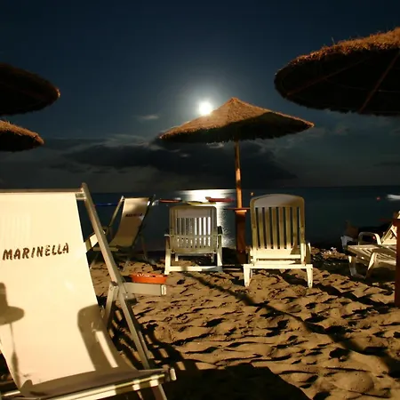 Villaggio Marinella Direttamente Sul Mare 홀리데이파크 이솔라 카포 리주토