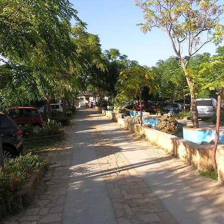 Villaggio Marinella Direttamente Sul Mare 3*