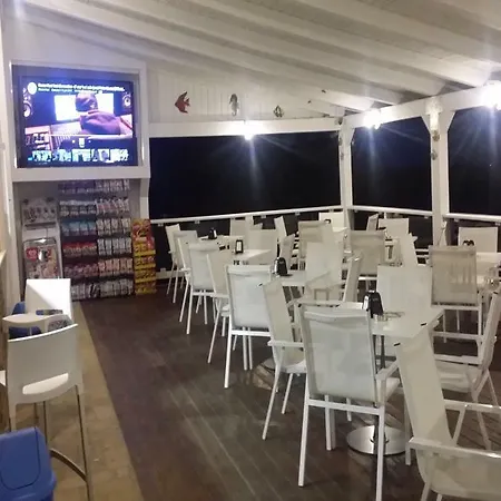 홀리데이파크 Villaggio Marinella Direttamente Sul Mare 이솔라 카포 리주토