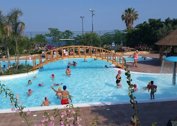 Semesterpark Villaggio Marinella Direttamente Sul Mare 3*