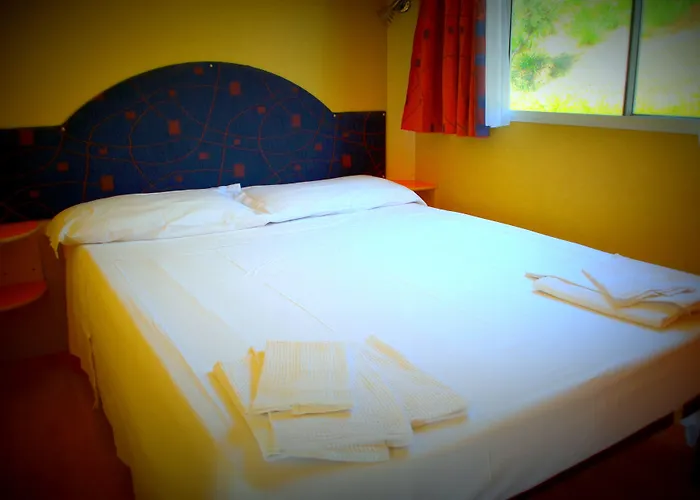 Aldeamento Turístico Villaggio Marinella Direttamente Sul Mare 3*