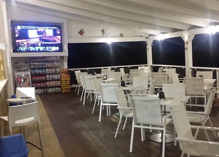 Aldeamento Turístico Villaggio Marinella Direttamente Sul Mare 3*