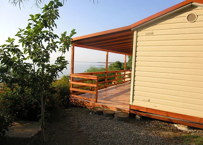 Villaggio Marinella Direttamente Sul Mare 홀리데이파크 이솔라 카포 리주토