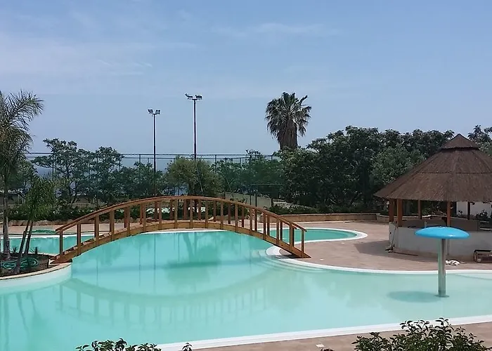 Villaggio Marinella Direttamente Sul Mare Semesterpark
